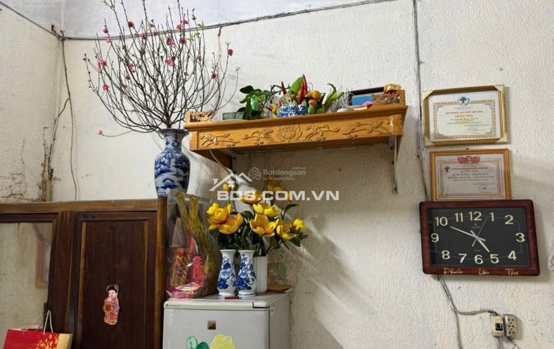 Chính chủ cho thuê nhà Phố Nguyễn Huy Tự - Hai Bà Trưng - 30m2 - tầng 1 - 5,5tr/tháng